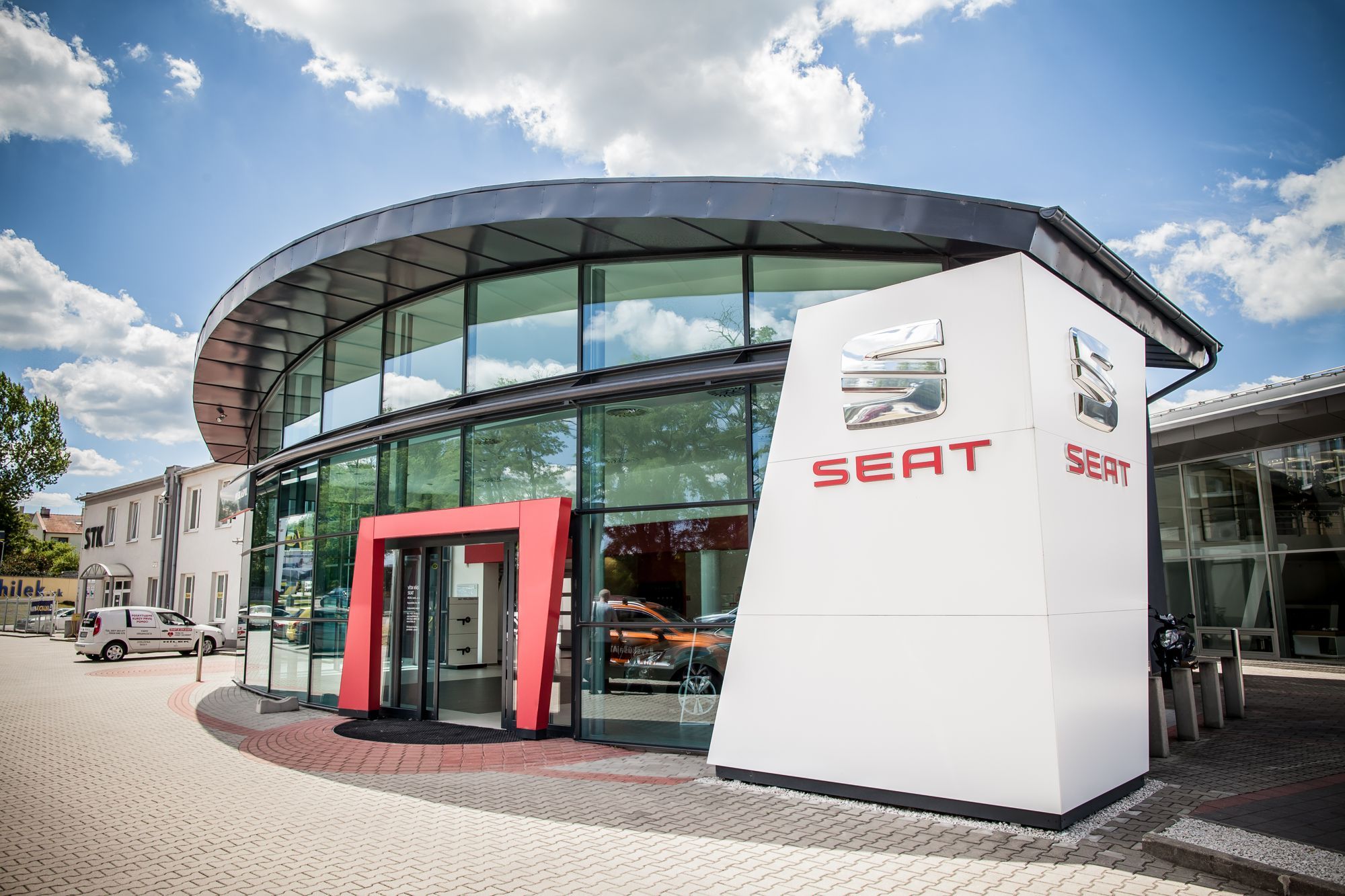 Seat Senica